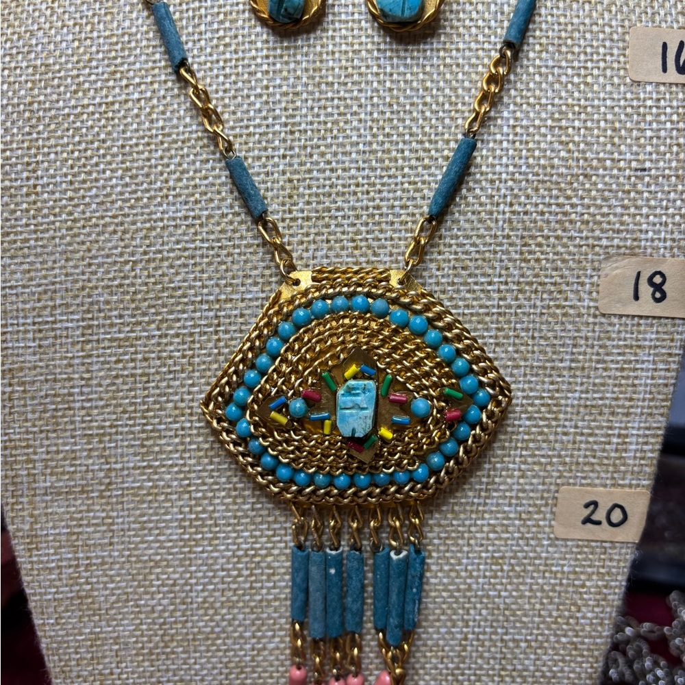 Egyptian Large Scarab (Vintage) Revival Set - Picture 4 of 12